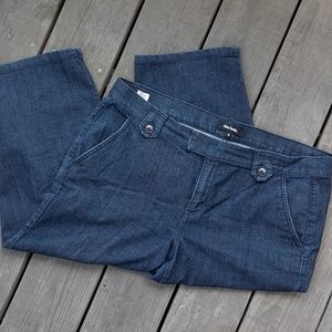 Daisy Fuentes Capris